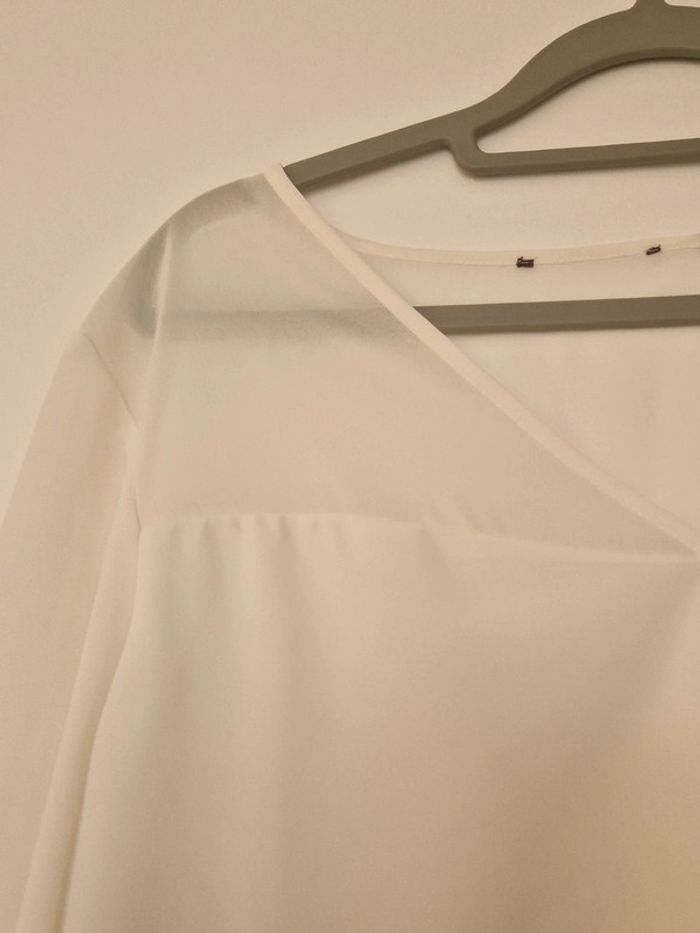 Blouse crème, 38/40 - photo numéro 2