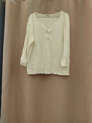 Haut blanc taille 46/48