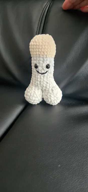 Amigurimi zizi beige et gris moucheté neuf