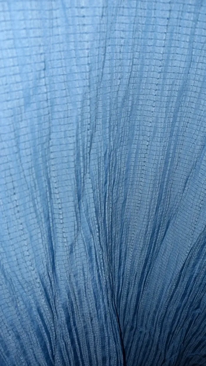 Robe longue bleue neuve - photo numéro 2