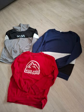 Lots de 3 pull taille 11/12 ans