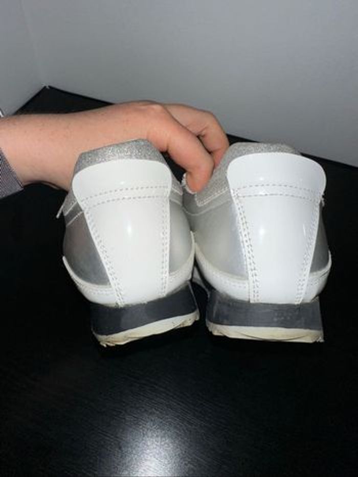 Baskets en cuir blanches et argentées Philippe Morvan T39 - photo numéro 6