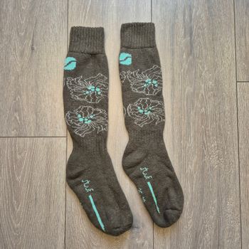 Chaussette de ski de qualité vert/gris. Fille/femme taille 35/38. Marque Stuf