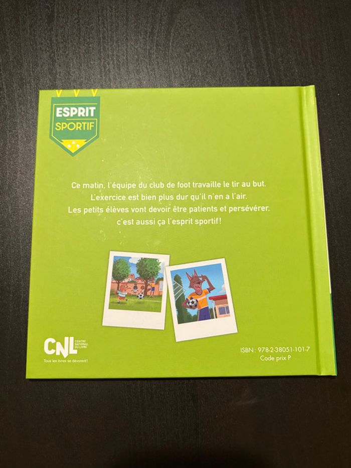 Livre Macdo -  L’entrainement de football - photo numéro 2