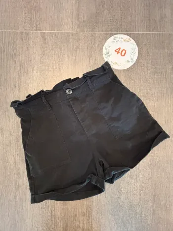 Short taille haute noir