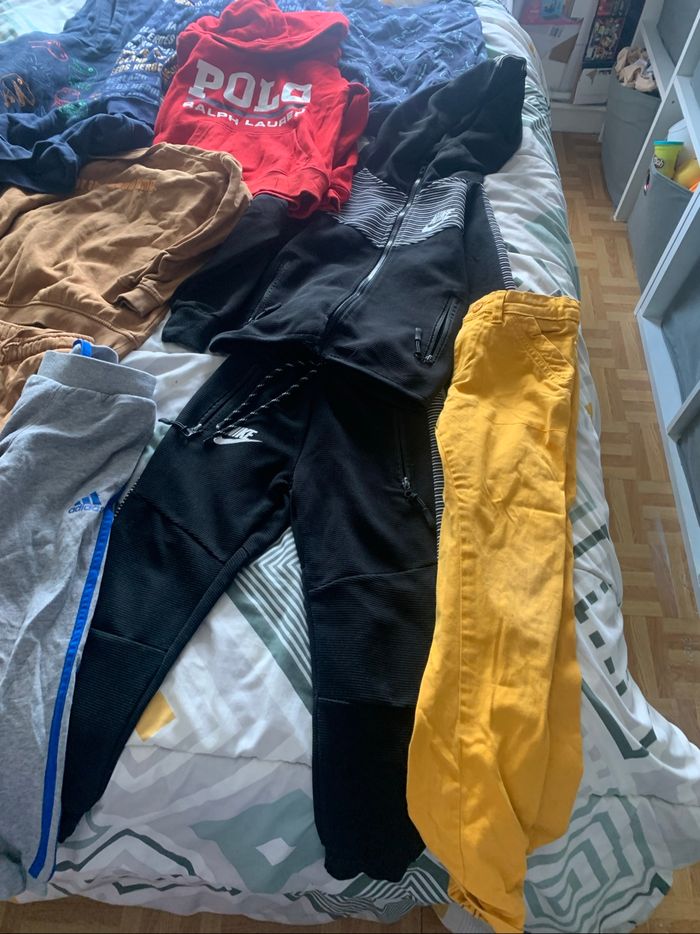 Lot vêtements garçon 5/6 ans - photo numéro 3