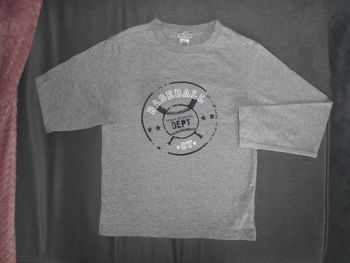 Tee-shirt (Cyrillus), taille: 7/8 ans à 0,50 EURO