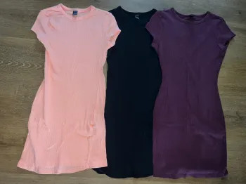 lot 3 robes courtes xs