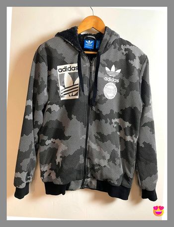 Veste polaire Adidas Originals – Taille M – Camouflage gris/noir