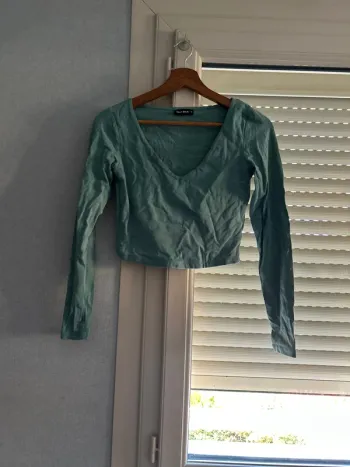 Croc top