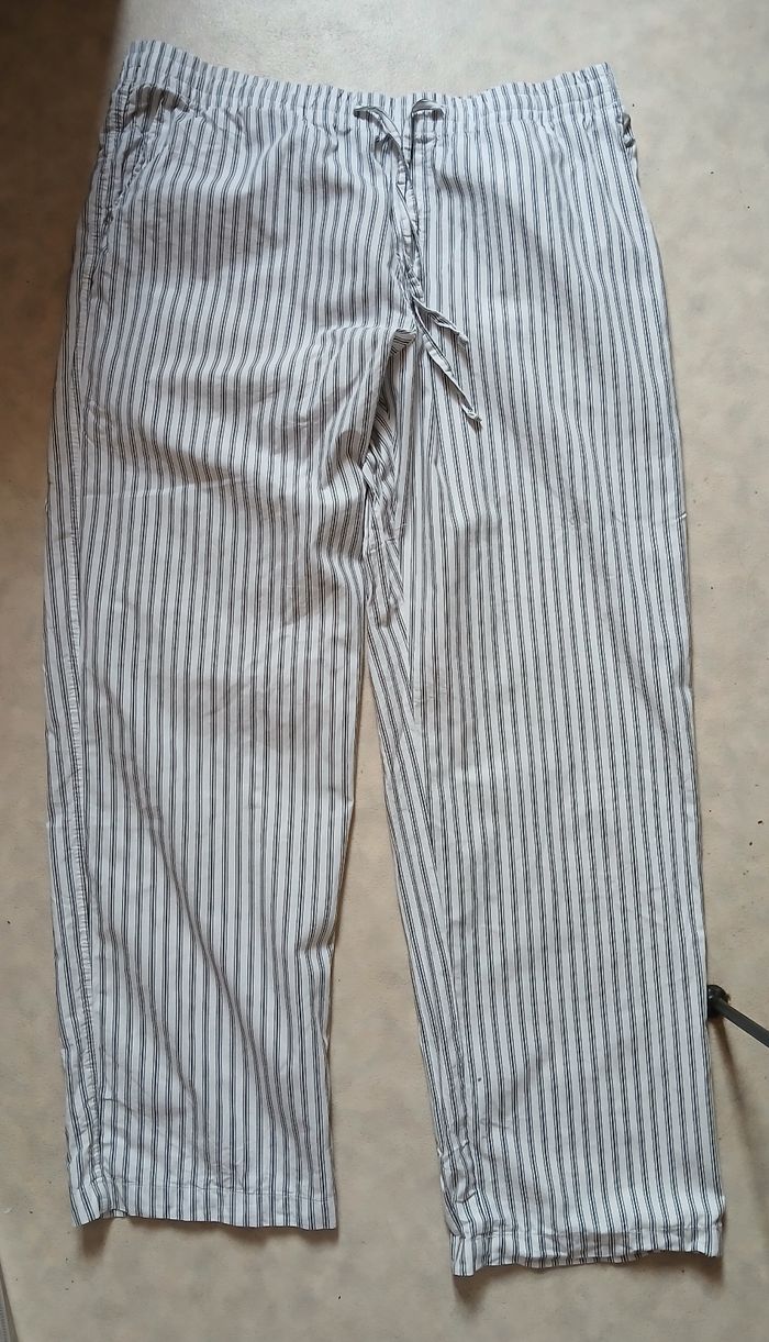 Pantalon rayé