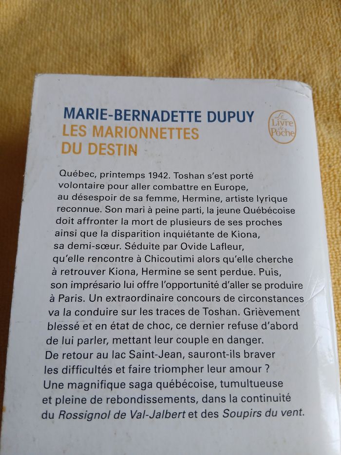 Livre Roman - photo numéro 2
