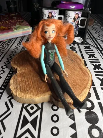 Poupée Anna la reine des neiges