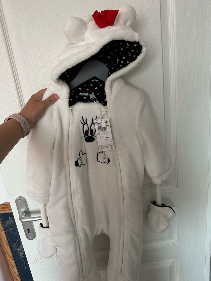 Combinaison Minnie 24 mois neuf - photo numéro 3
