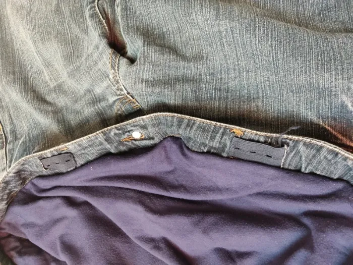 Jean droit grossesse taille 40 - photo numéro 3