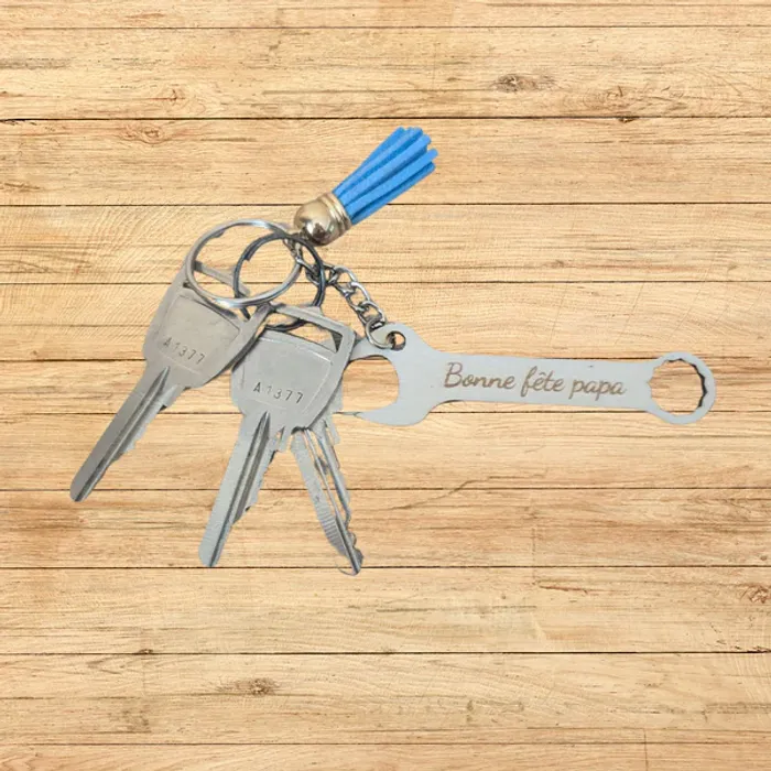 Porte-clés bois “clé plate” – personnalisable pour papa