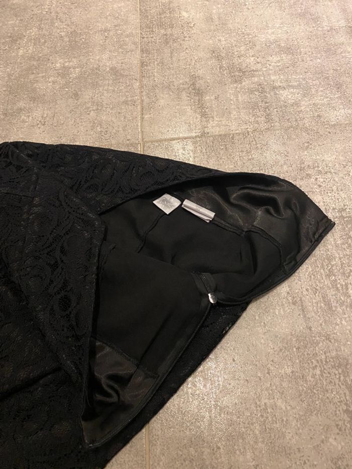 Jupe noire - photo numéro 4