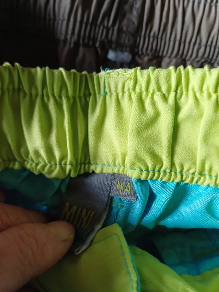 Lot 3 shorts 4 ans taille elastique - photo numéro 8