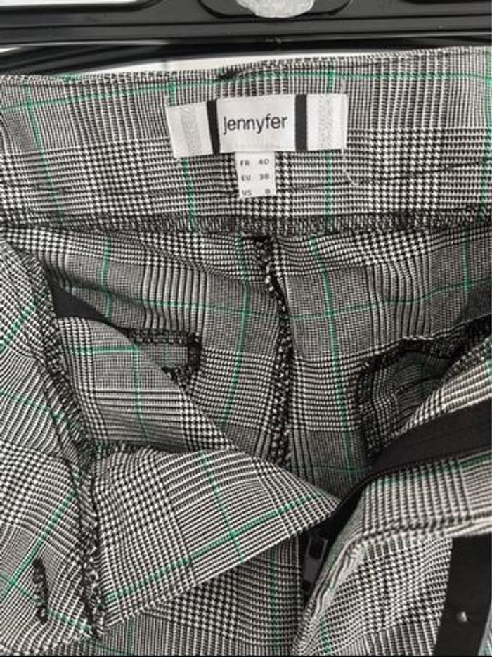 Pantalon neuf avec ceinture - photo numéro 3