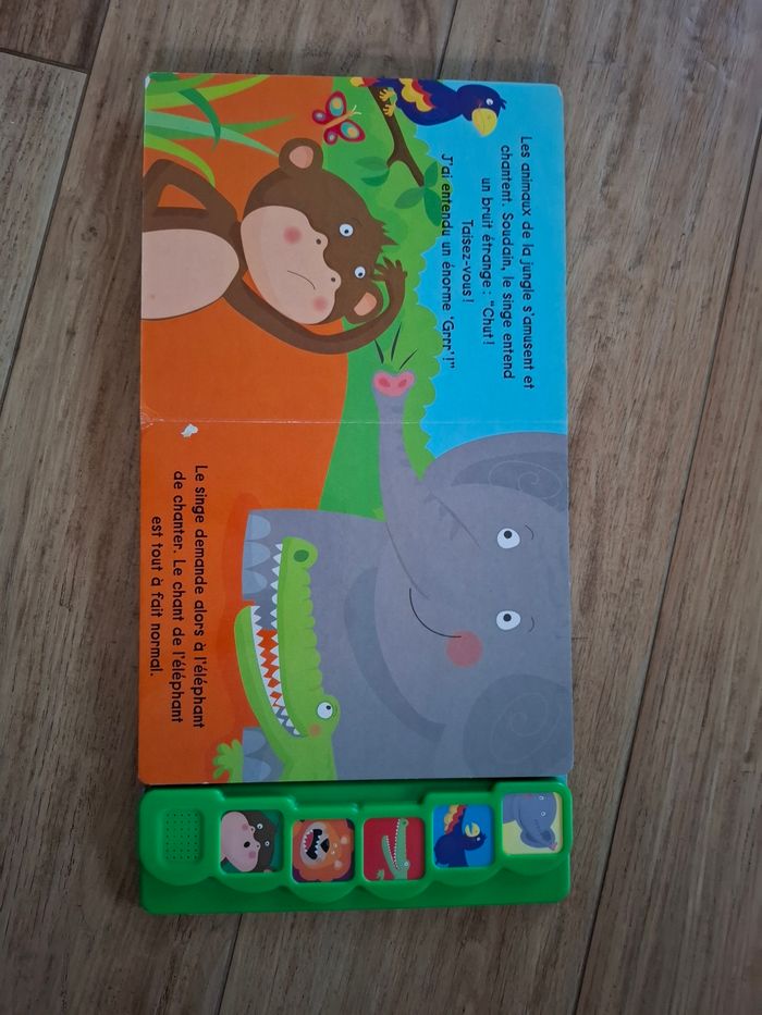 Livre imagier sonore Qui fait ce bruit dans la jungle ? en bon état - photo numéro 3