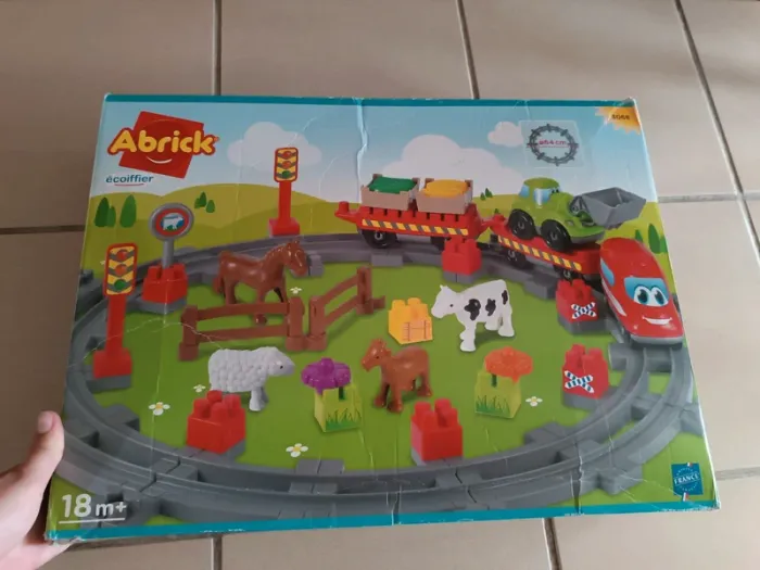 Jeu train abrick ecoiffier