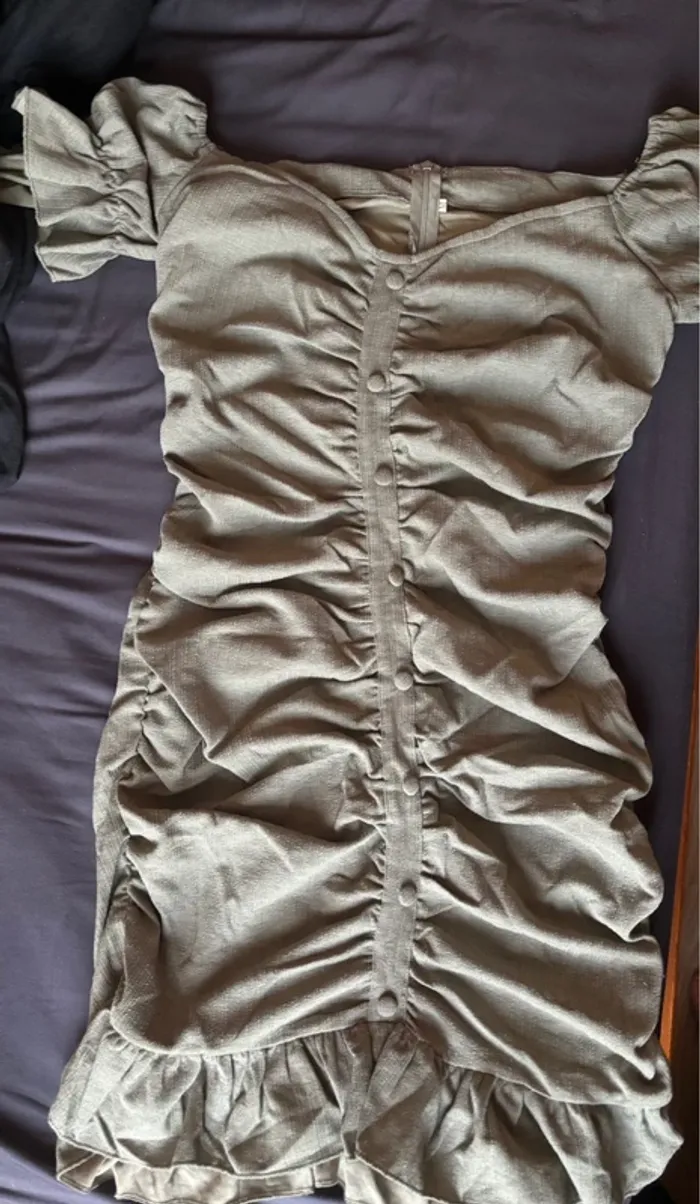 robe bardot plissée kaki