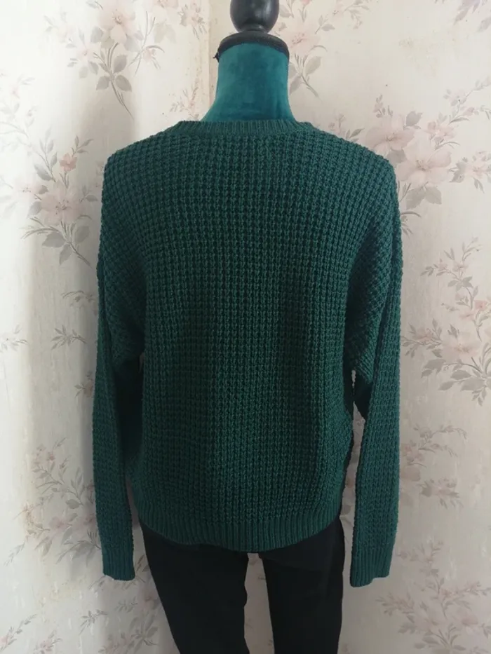 Pull en maille vert foncé avec 92 brodé / fb sister / (L) - photo numéro 6