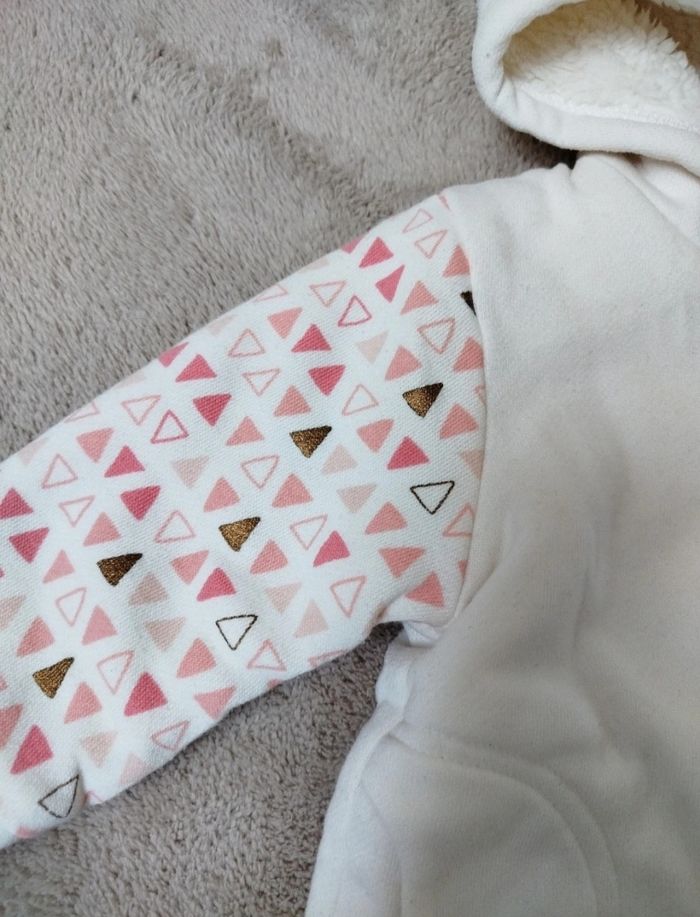 Manteau / gilet doublé fourrure 6 mois - photo numéro 4