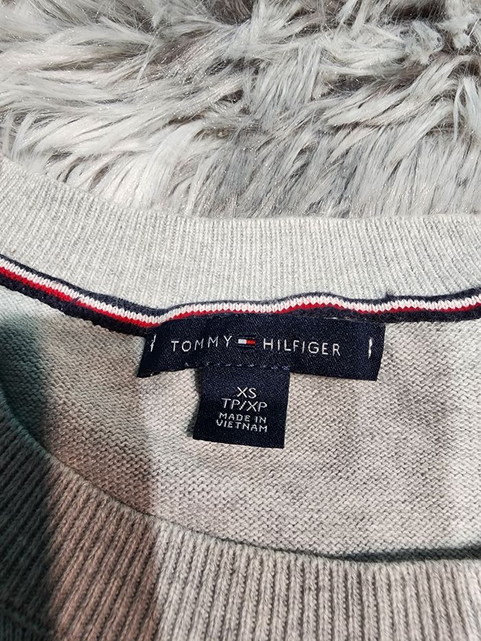 Pull femme tommy hilfiger taille XS - photo numéro 2