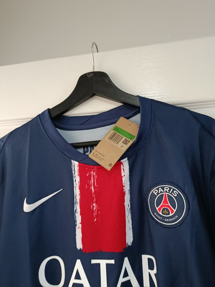 Maillot PSG tout neuf - photo numéro 7