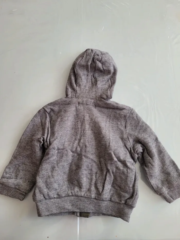 Veste 6 mois - photo numéro 3