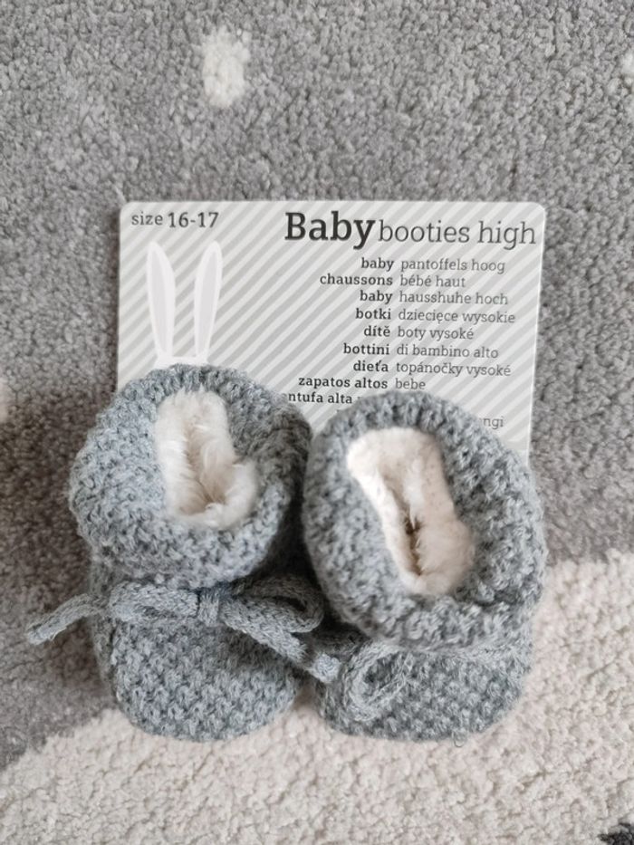 Chaussons bébé - photo numéro 2