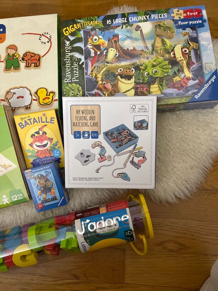 Lot de jouets - photo numéro 3