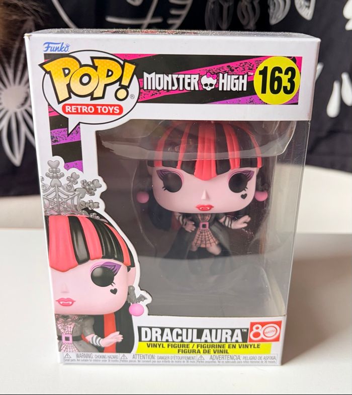 Funko pop Draculaura neuve jamais sortie de boîte