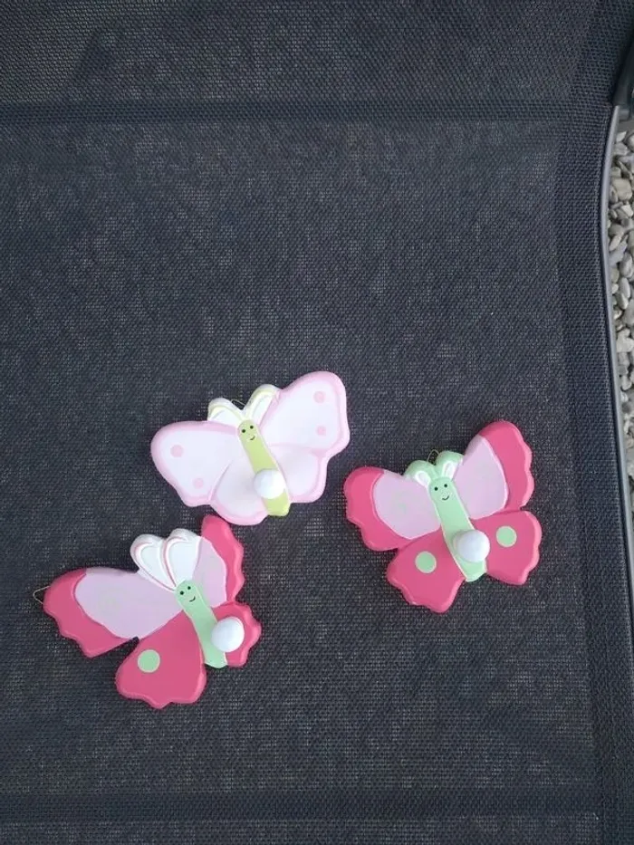 Lot de petits porte manteau fille Papillons