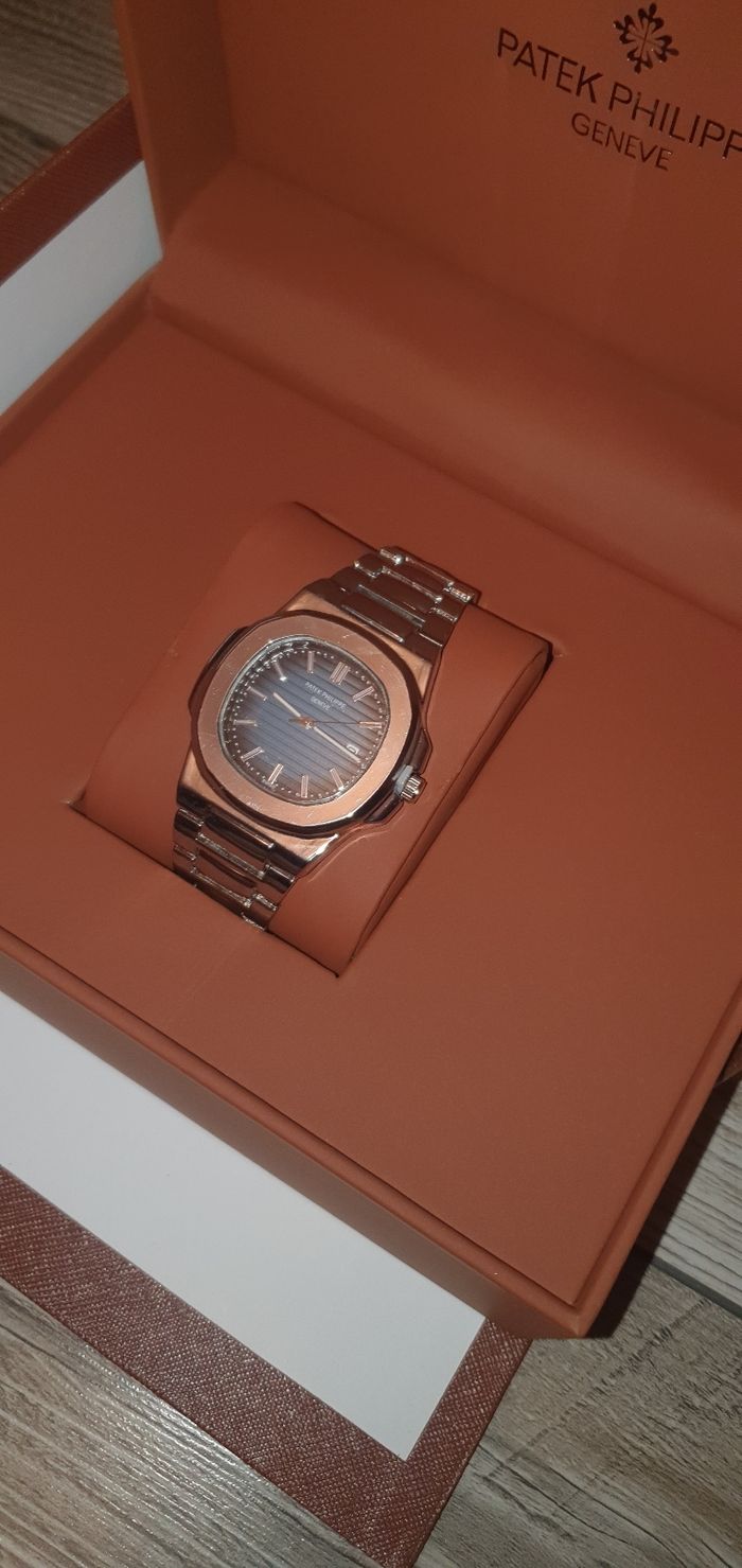 Montre patek philippe - photo numéro 2