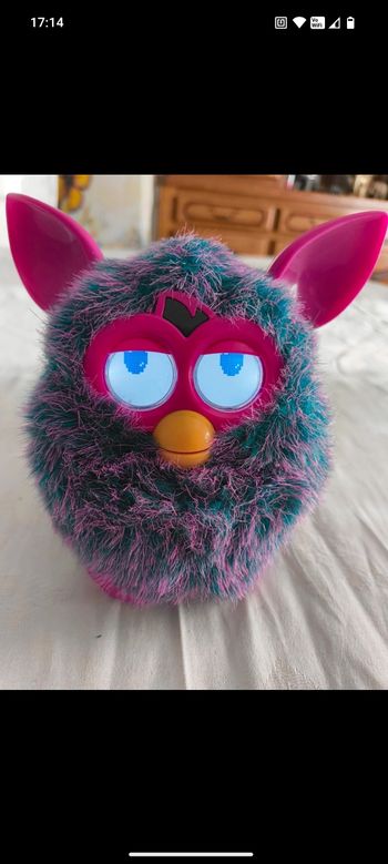 Peluche furby 