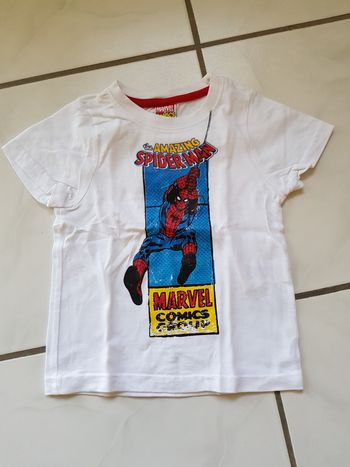 Tee shirt Taille 2 ans