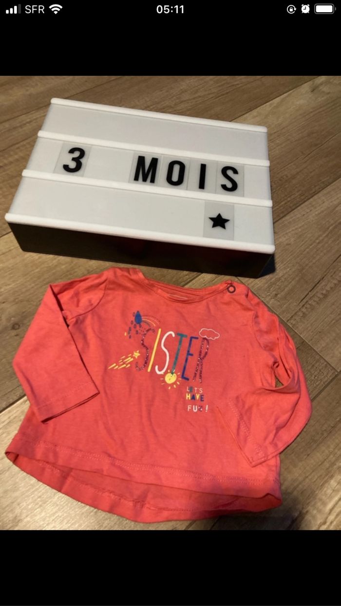 Tee shirt sister