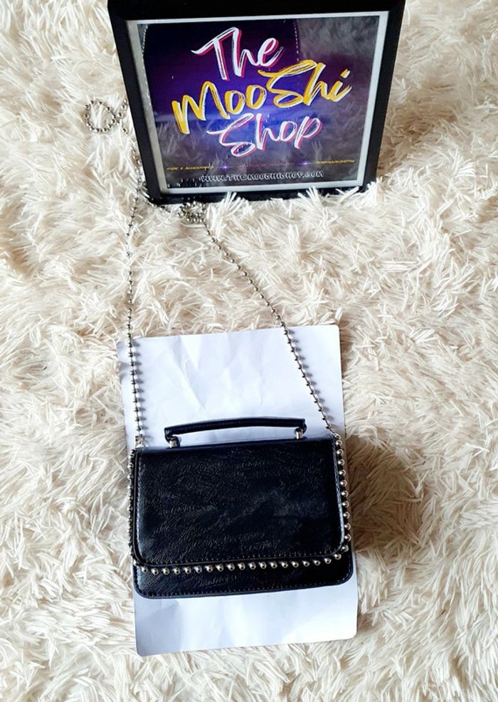 👜 Petit Sac à main pochette simili cuir noir clous boules argentées Jacqu'rock neuf bandoulière anse - photo numéro 14