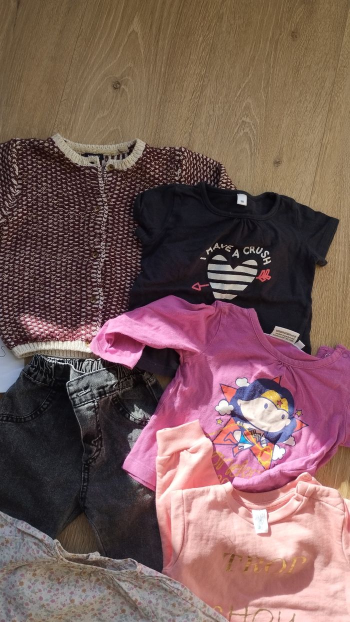 Lot vêtements 9 mois - photo numéro 2