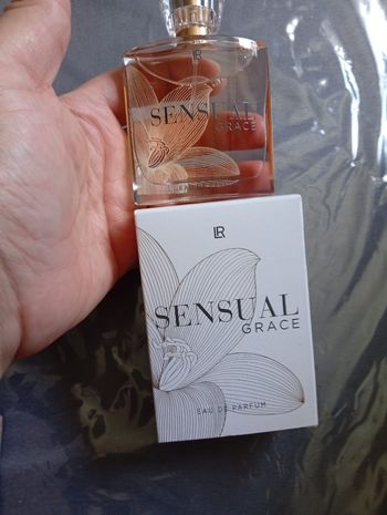 Parfum SENSUAL GRACE-Eau de parfum (neuf 50ml