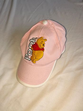 Jolie casquette Winnie l'ourson taille 48 / 1-2 ans