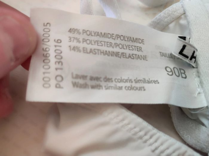 Soutien gorge blanc - photo numéro 3