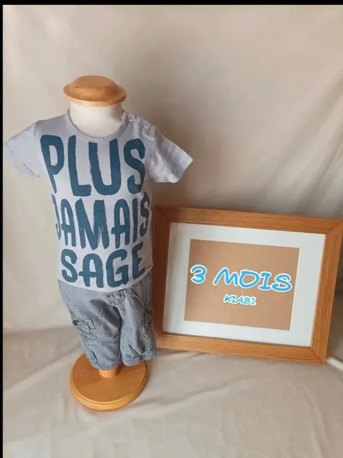 Joli ensemble tee-shirt manches courtes et pantalon style cargo Kiabi garçon 3 mois