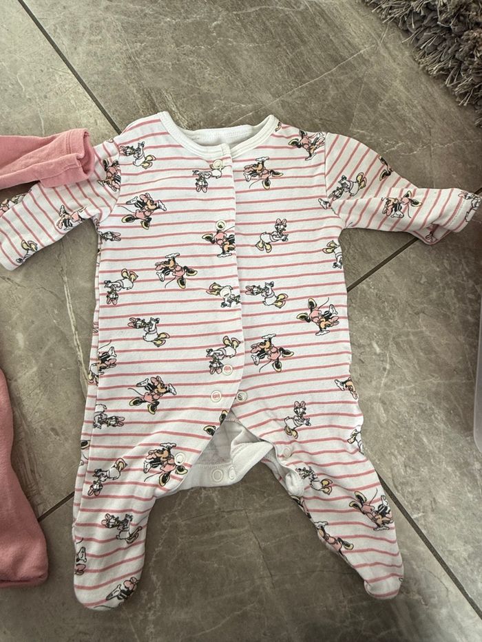 2 pyjamas Minnie - photo numéro 6