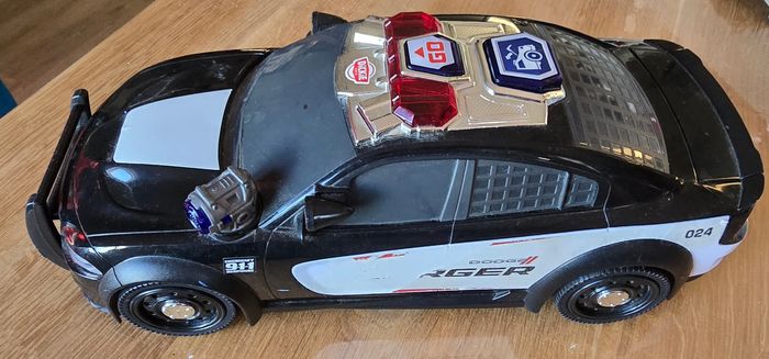 Voiture police motorisé