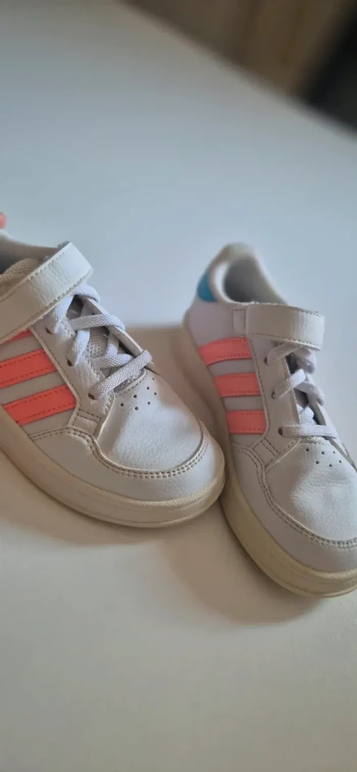 Paires adidas filles - photo numéro 3