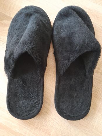 Pantoufles noires 40/41