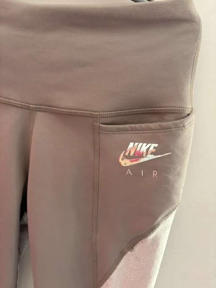 Legging Nike • XS - photo numéro 3